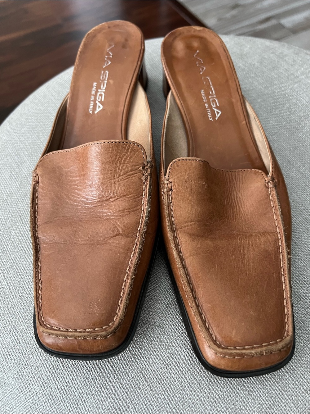 Via Spiga Neautral Tan Leather Slip-On Mule Loafer Size 6